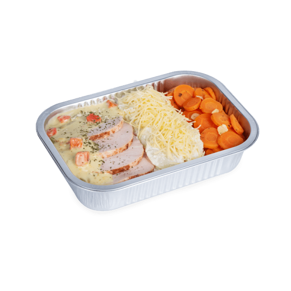 Ovenschotel kalkoenfilet met groente en aardappelgratin